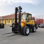 Yellow Industrial Forklift Truck 6 Ton 98kw With Supercharging Diesel Engine