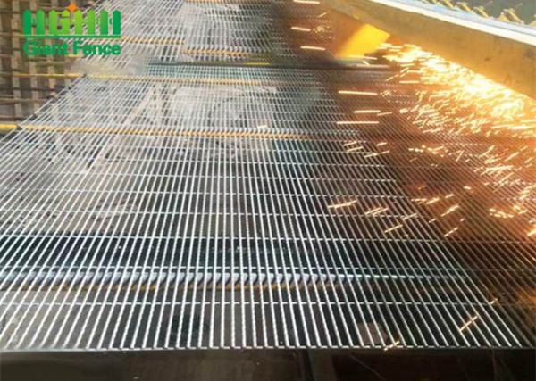 Buy cheap Carbon Steel Wire Anti Climb Security Fencing For Jail from wholesalers