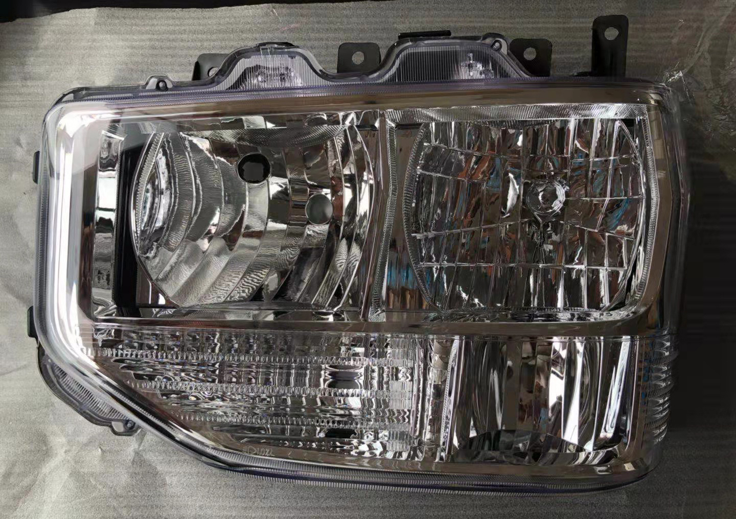 Coaster Bus Headlamp Coach Head Light Coaster Van Spare Parts