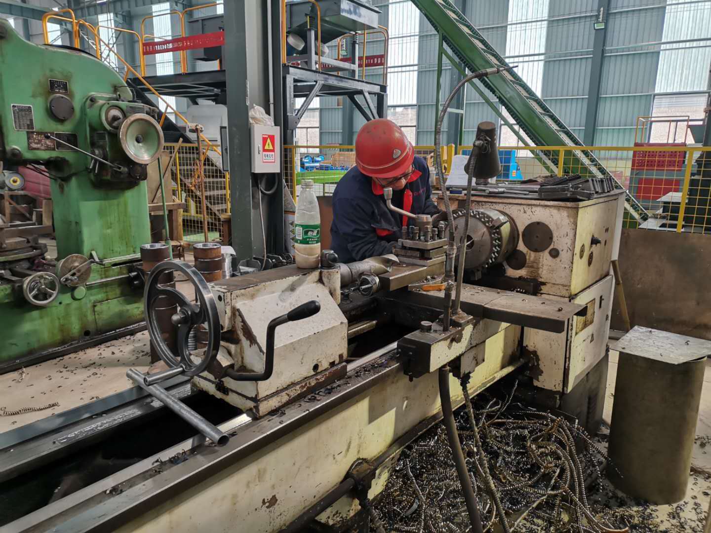 Multi Function Double Shaft Plastic Shredder Waste Metal and Plastic Crusher Shredder Machine for Hdpe Plastic