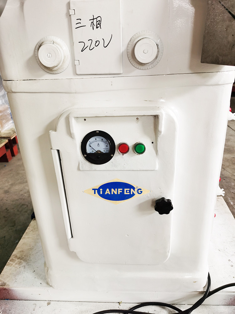 12mm Pills Automatic Tablet Press Machine 70000pcs/H For Food Pharmacy
