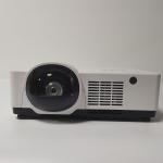 SMX 6000 Lumens 4k WUXGA Laser Short Throw Projector For 360 Immersive