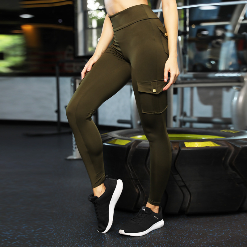 Solid Color SGS Sweat Wicking Army Green Leggings With Pockets Squat Proof Womens Running Tights