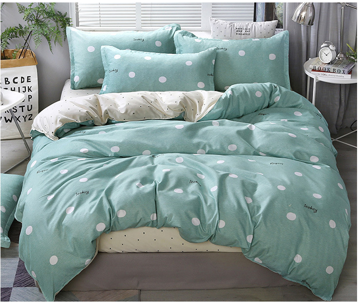 Customized Polyester Printing Bedding Set with 2 Pillowcases and Zipper Direct Supply