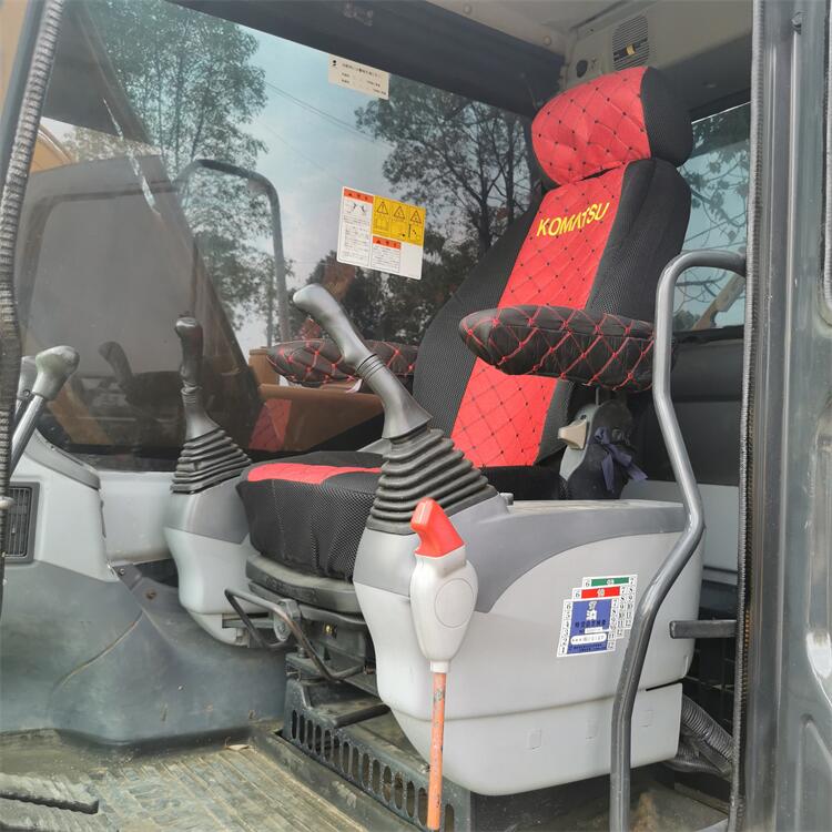 Used Komatsu PC110-7 Excavator in Japan Operating Weight 12600KG and 2022 Year Model