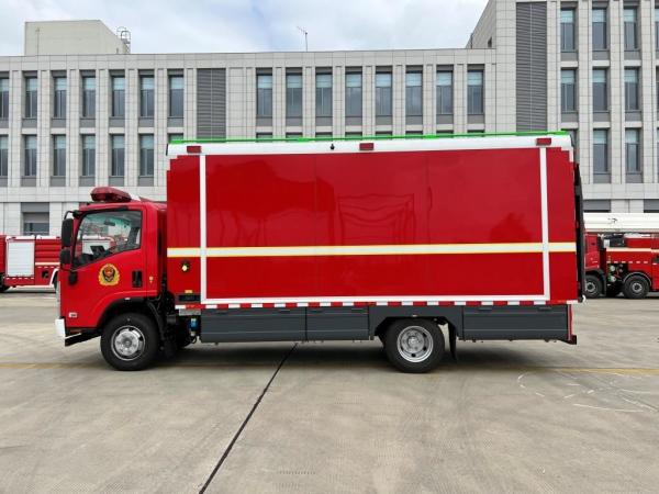 Buy cheap QC90 Apparatus Fire Engine Emergency Isuzu Water Rescue Truck 7020MM from wholesalers
