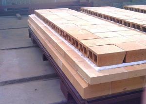 China Tunnel Kiln Refractory Clay Bricks Material Alkali Resistant Insulating Fire Brick on sale