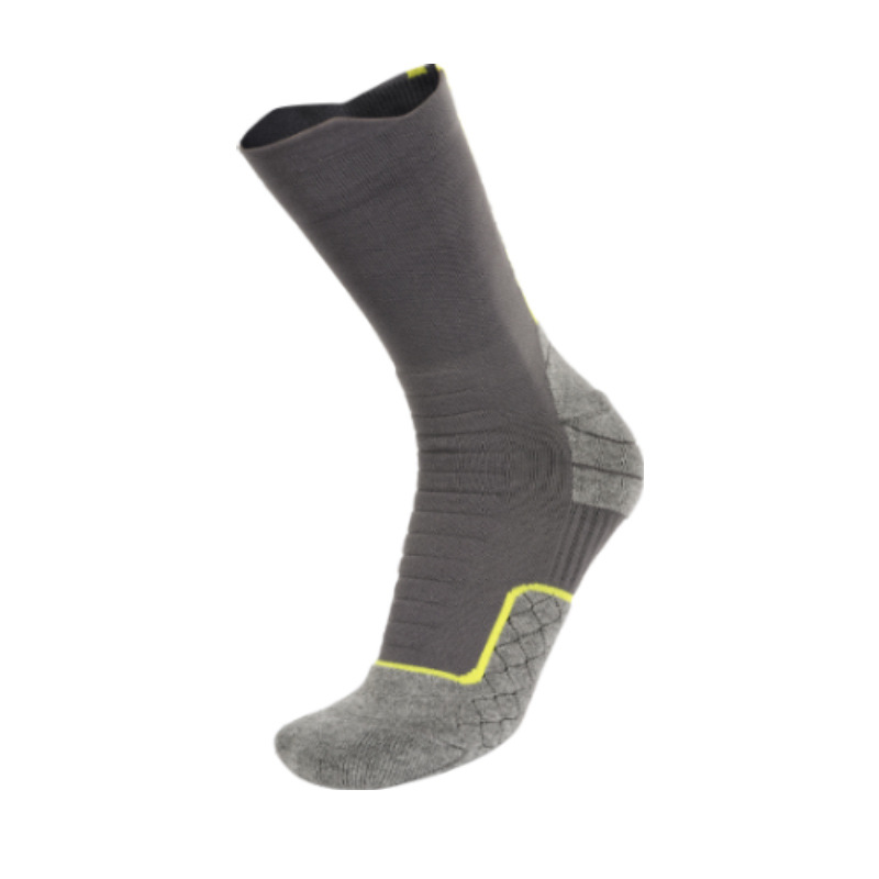 Sustainable Multi-Color Non-Slip Sports Socks for All Ages and Levels of Athletes