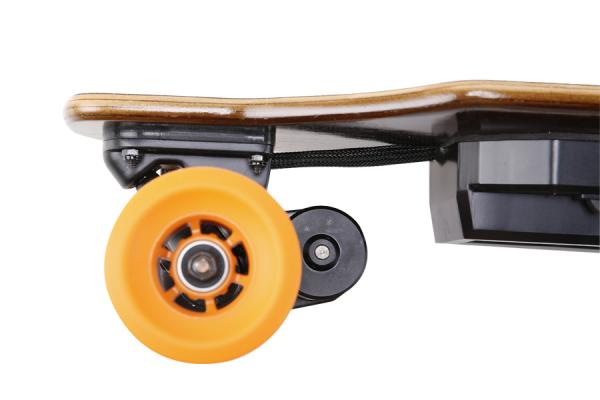 Buy cheap Popular Off Road Electric Longboard Skateboards Color Customized With Belt Drive from wholesalers