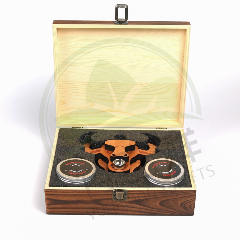 Wooden Horse Head Smoker - Handcrafted for an elegant smoking experience Ideal for enthusiasts
