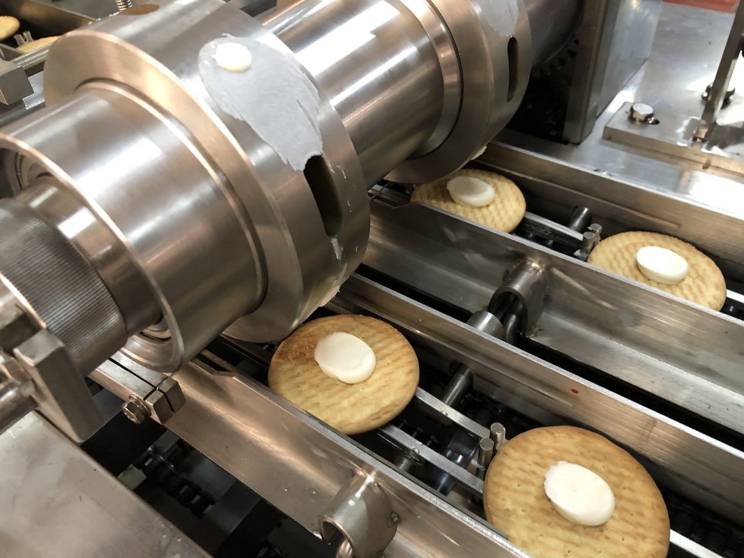 One Lane One Color Cream Sandwich Biscuits Production Line Multi Flavor