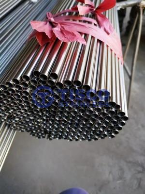 Buy cheap Sliver Color Stainless Steel Pipe Tube With High Temperature Resistance from wholesalers