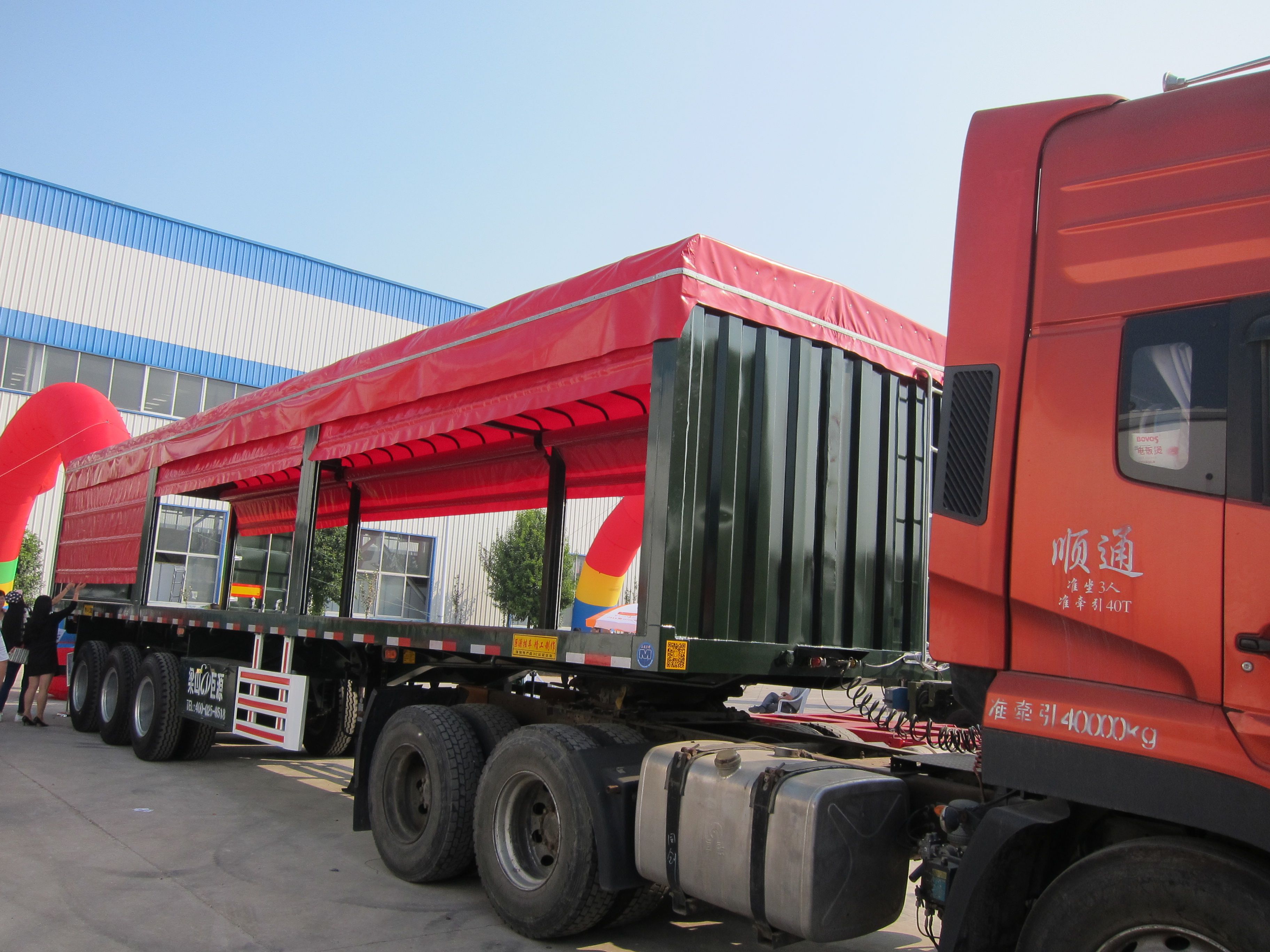Customised 3 Axles Curtain Side Cargo Trailer for Smooth and Safe Transportation