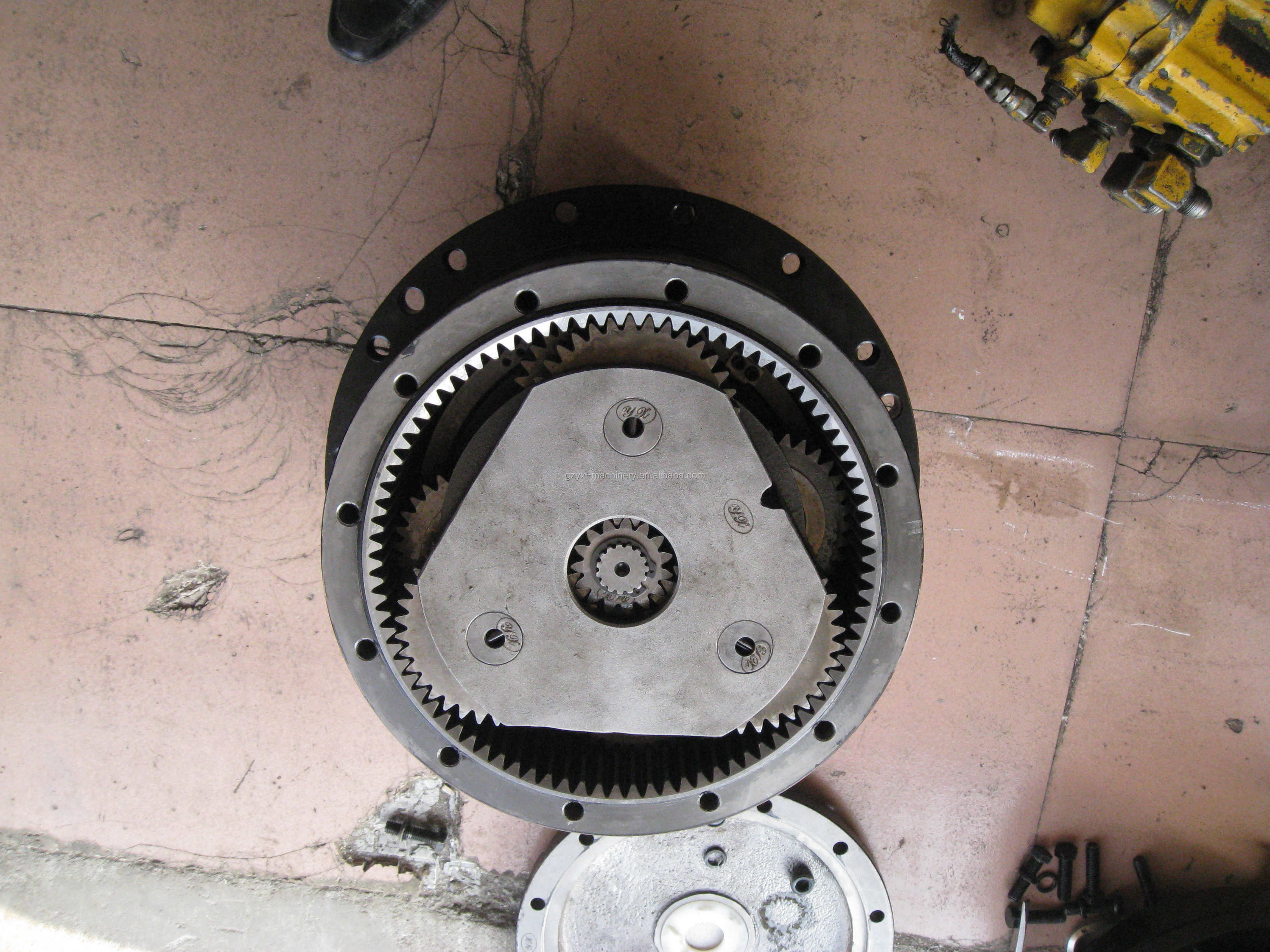 14 Holes Final Gear Motor EX120-2 Swing Reduction Gear Maoqun