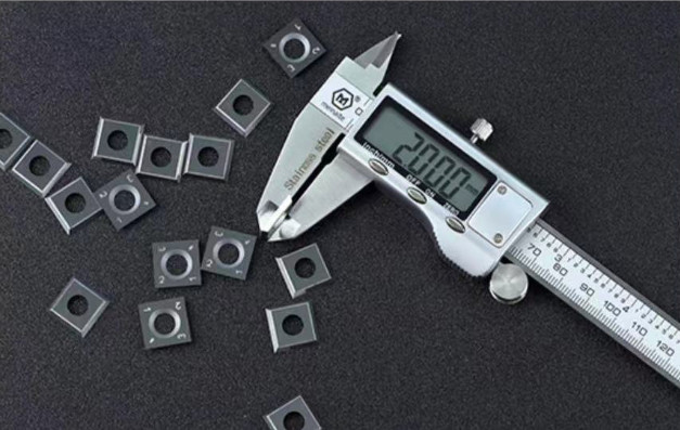 11mm Square Carbide Inserts With Radius 11×11×2.0mm-R50-30° For Woodworking