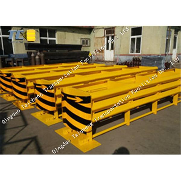 Highway Steel Tunnel Entrance Anti Collision Pad Guideable Yellow Crash Attenuator