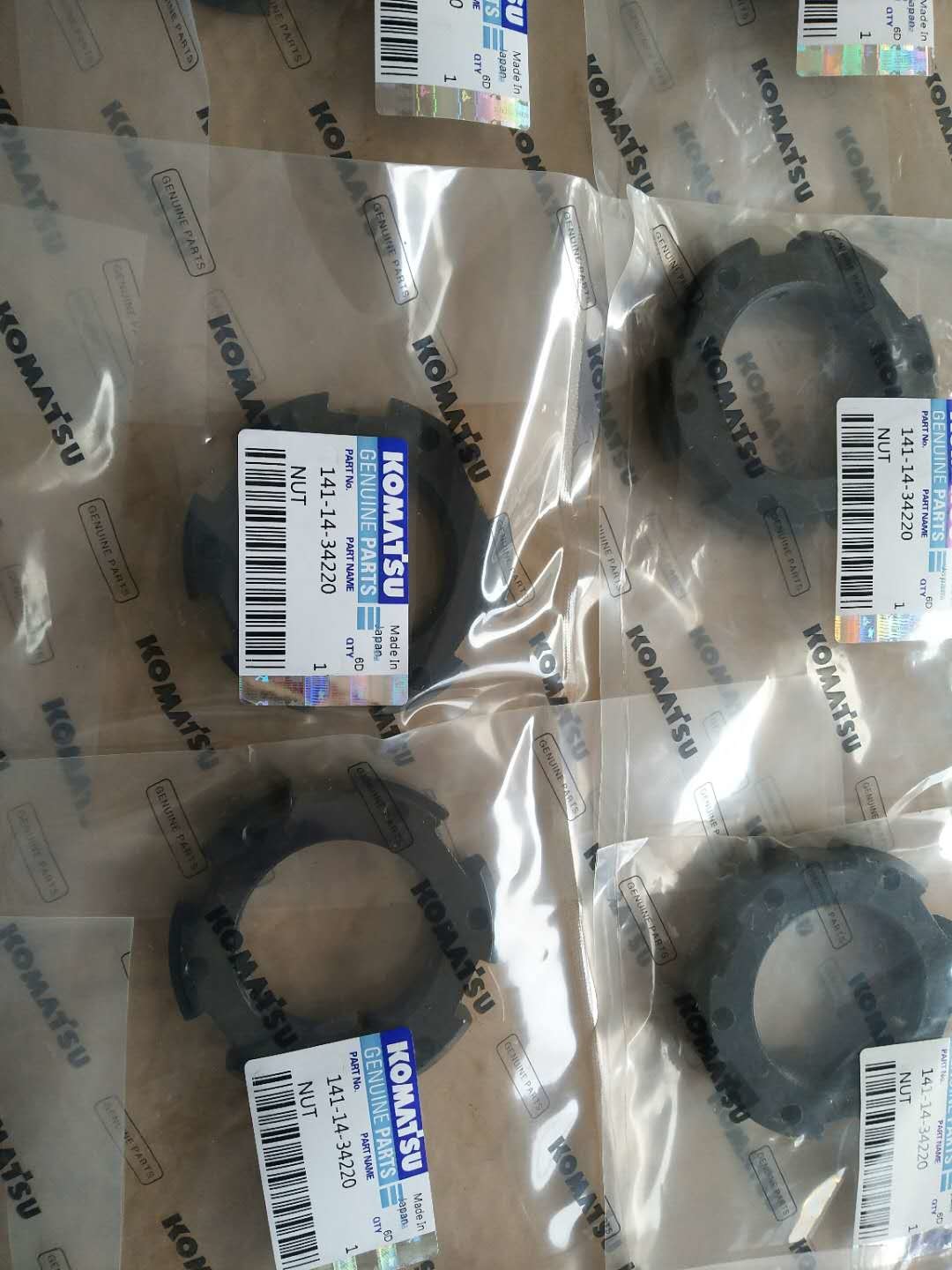 komatsu D60-6 bulldozer nut 141-14-34220 komatsu D40 D50 D60 D70 bulldozer main shaft nut