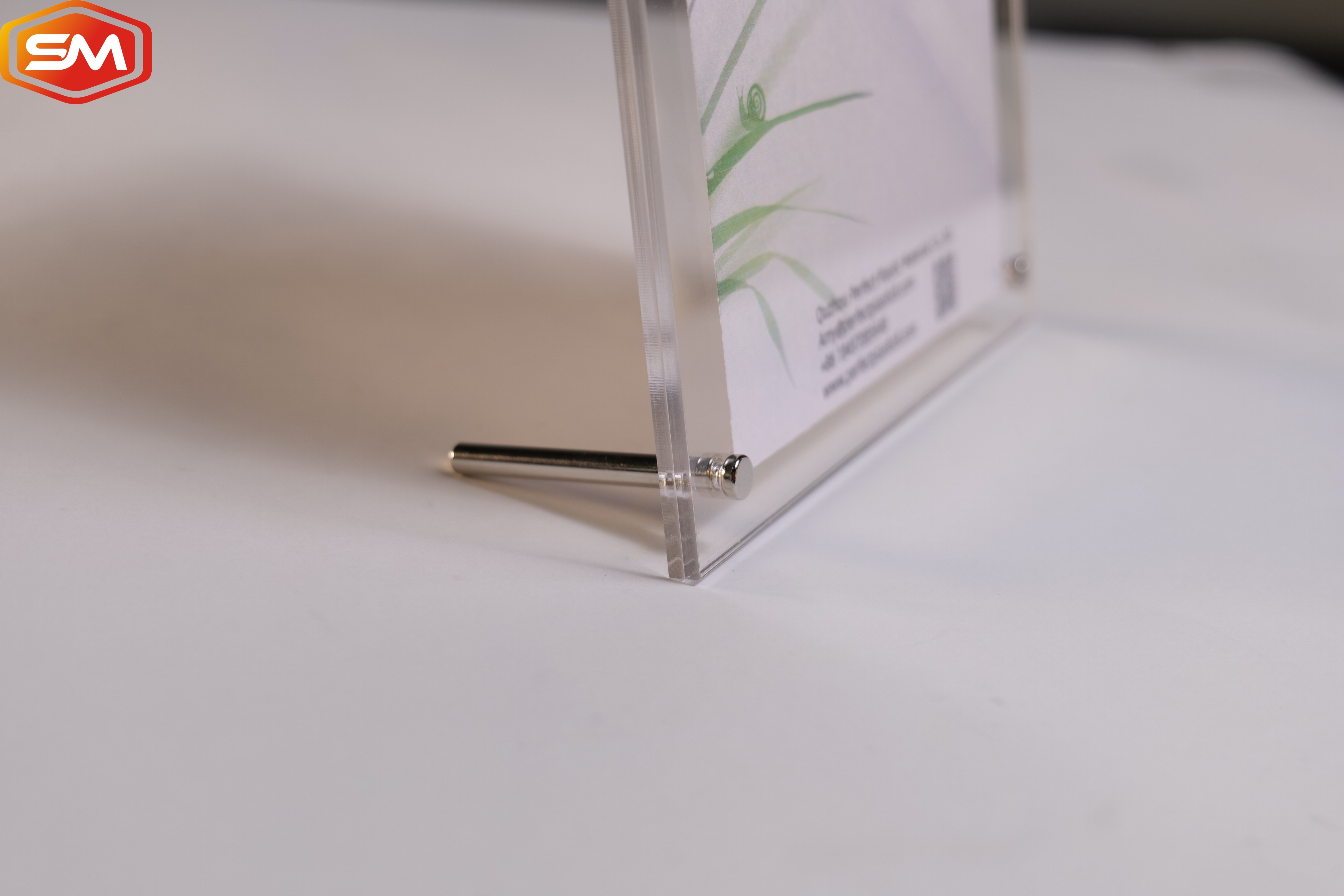 Hot Sale Freestanding Double Sided Acrylic Photo Frame with Stand Exhibition Picture Display