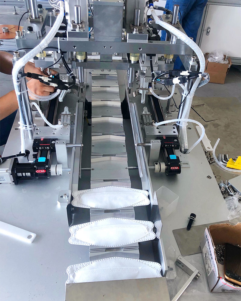 0.6-0.8MPA Surgical Mask Making Machine , Automatic Mask Production Machine
