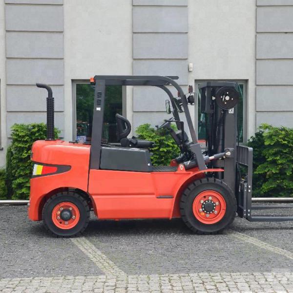 3 Stage Port Handling Equipments LG50DT With Light Weight 5 Ton Hydraulic