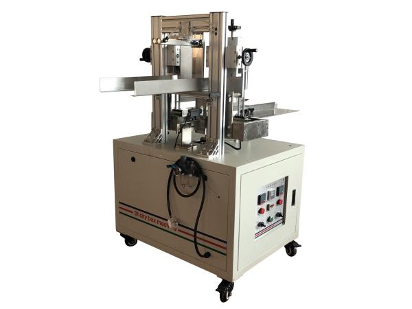 Buy cheap Food Box Package Hotels 2400W Semi Automatic Sticky Box Packing Machine from wholesalers