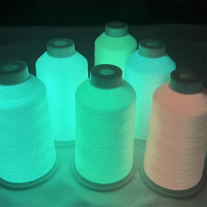 450D Diy Glow Yarn Natural White Fluorescent Knitting eco friendly