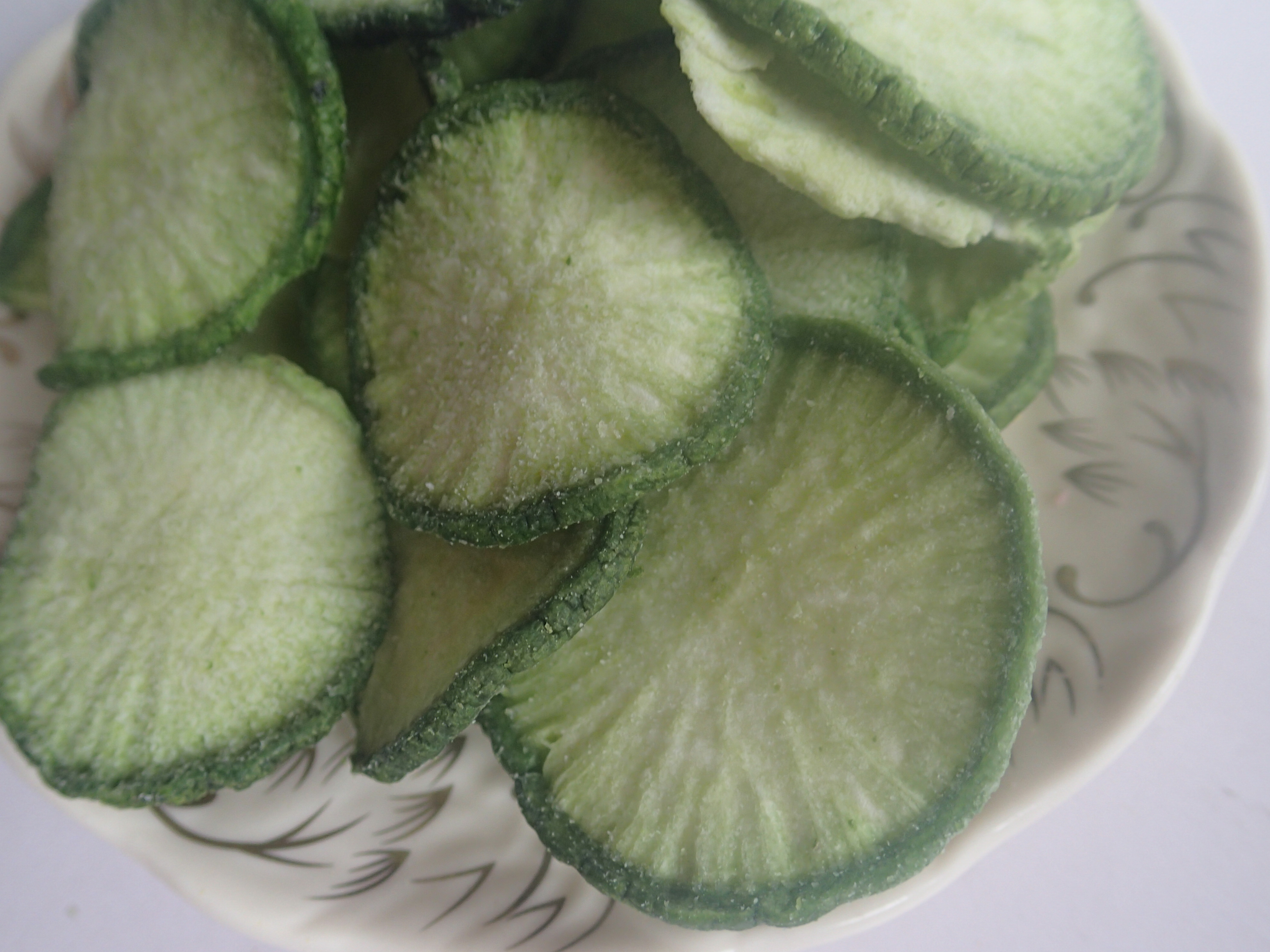 Premium Quality Sliced Vacuum Fried Vegetable Dried Green Radish Snacks