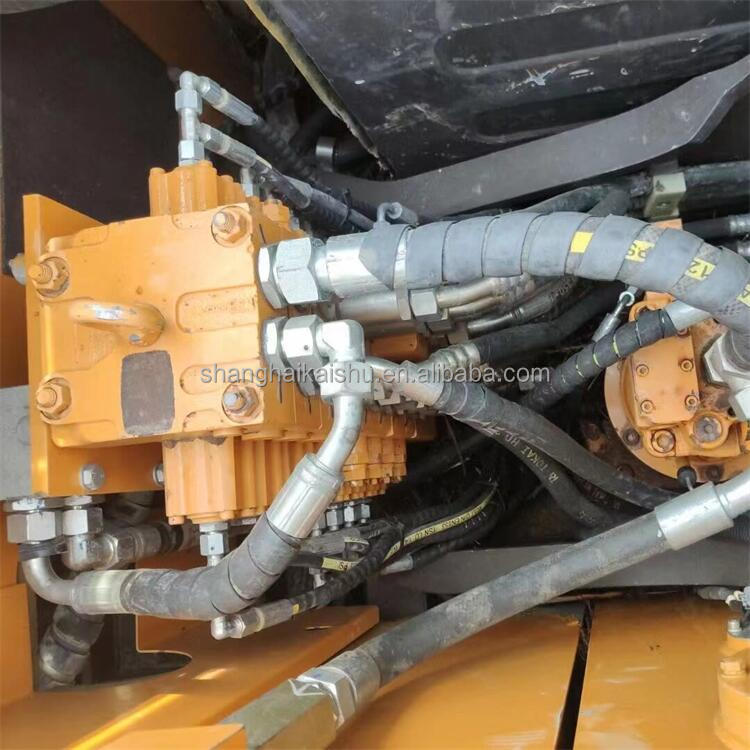 Trinity SY95C Excavator with Isuzu Motor Original Hydraulic Cylinder and Super Fuel-