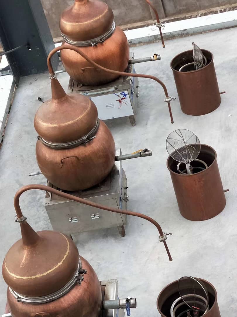 Micro Simple Distillation Equipment Capacity 30-300L Customizable Voltage 220V/60HZ
