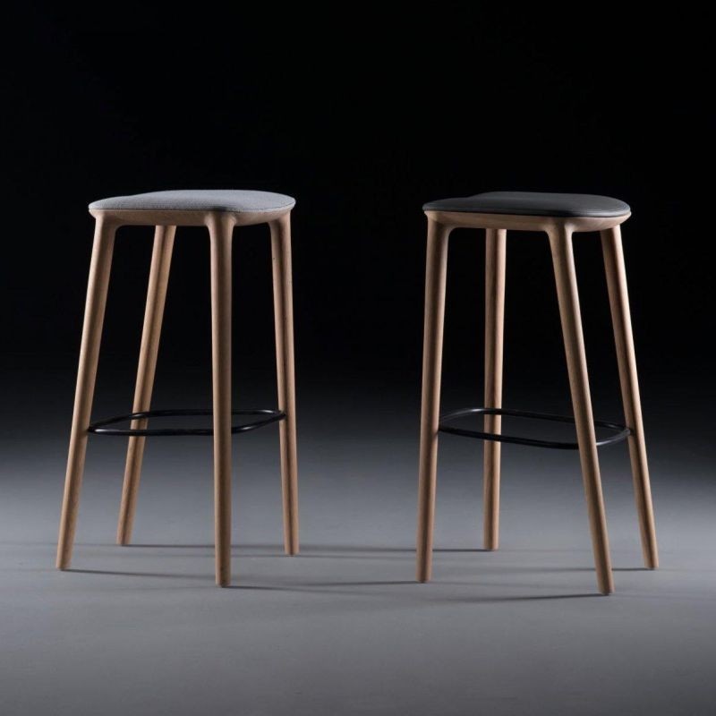 High Quality Bar Chair, Bar Stool, High Chair, Club Stool Chair, Hotel Chair, Solid Wood Frame, PU Leather Upholstery
