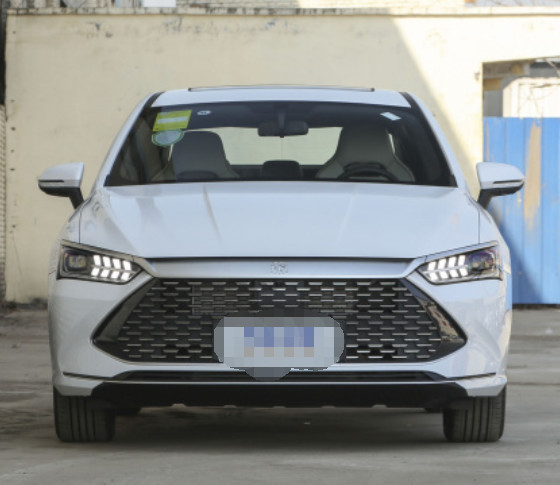 BYD Qin Plus 2023 Champion Version DM-i 120km Leading Model 4 Door 5 Seats sedan