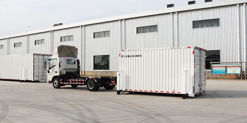 Isuzu 4*2 Demountable Swap Body Commercial Delivery Van Truck