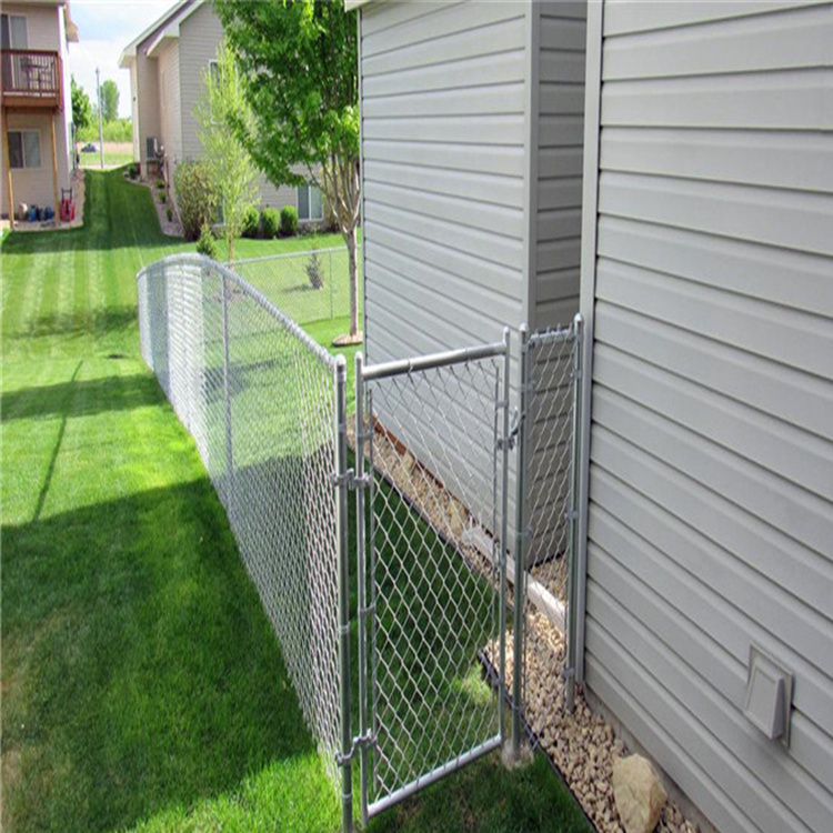 Residential Safety Galvanized Chain Link Fence Gate Single Arm With Barbed Wire