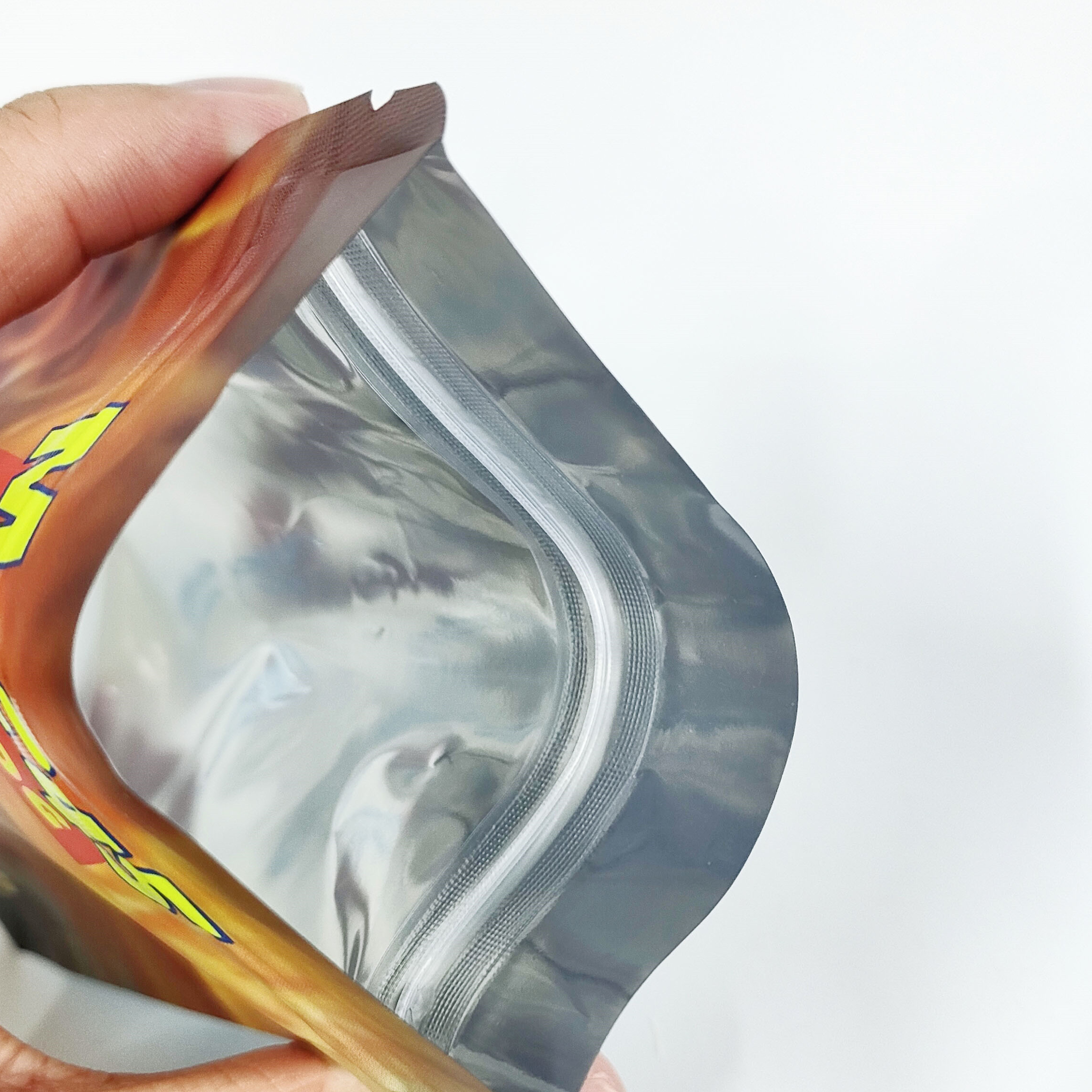 Resealable 420 Packaging 3.5g Custom Mylar Bag Soft Touch With Zipper