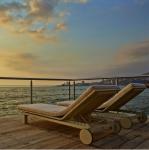 Customized Luxury Pool Teak Wood Lounge Chair With Wheels Lesiure Bed