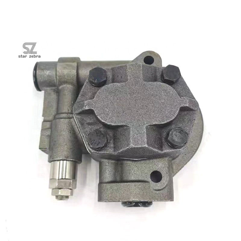 Supply Excavator Parts PC200-5 Pilot Pump Gear Pump 70424-28230 with 1