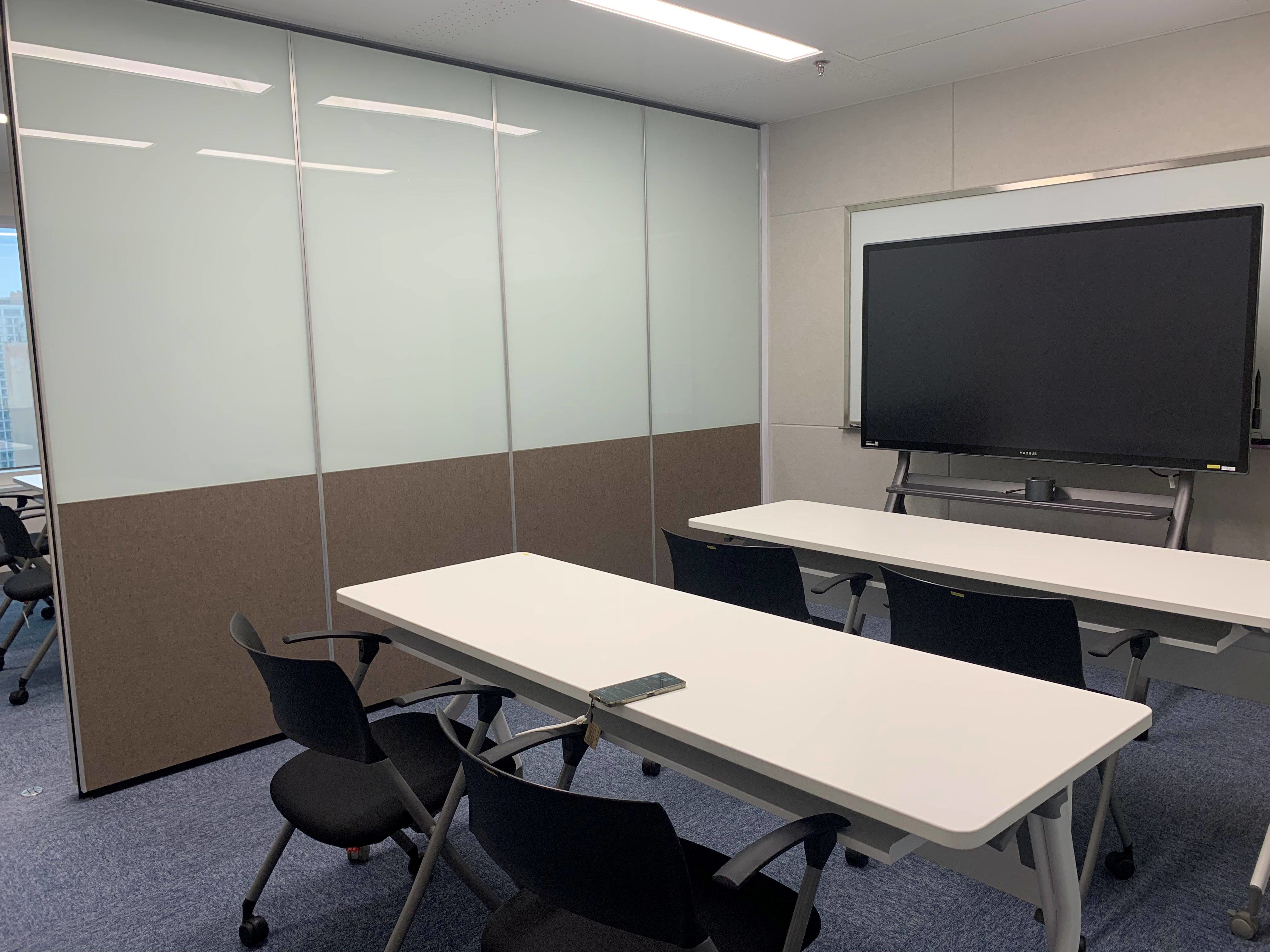 Customized Operable Partition Wall System / Acoustic Folding Partitions For