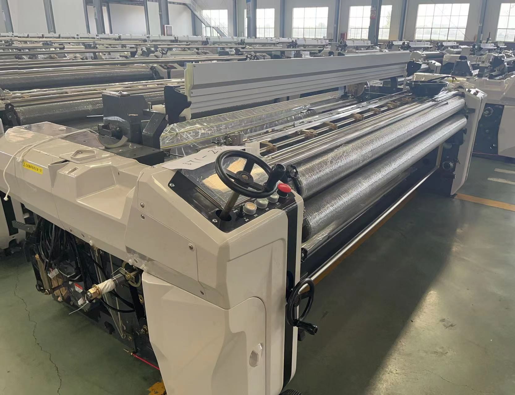 Double Beam Double Nozzle Water Jet Loom For Blackout Fabric Curtain