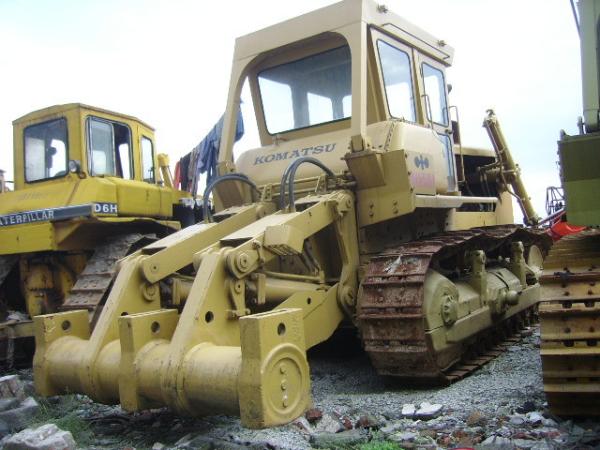Buy cheap Used KOMATSU D155A Bulldozers For Sale Original japan Komatsu bulldozer from wholesalers