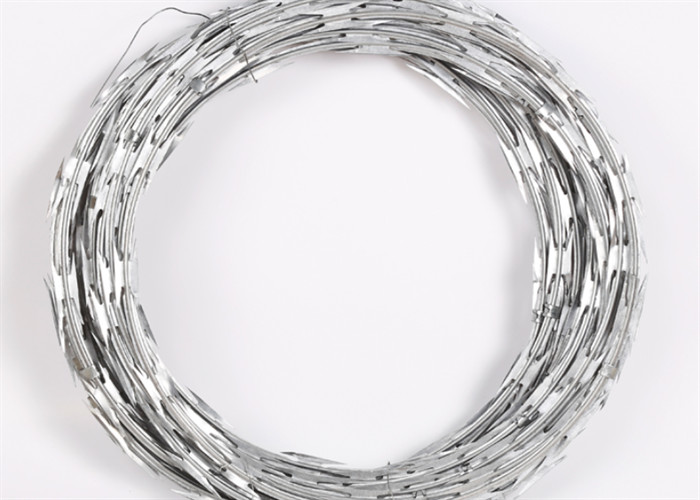 Welded Mesh Fence Bto-28 2.5mm Concertina Razor Wire For High Security Area