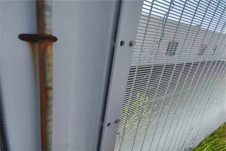 358 Prisons And Secure Hospitals Security Wire Mesh Fence Panels Durable Easily Assembled