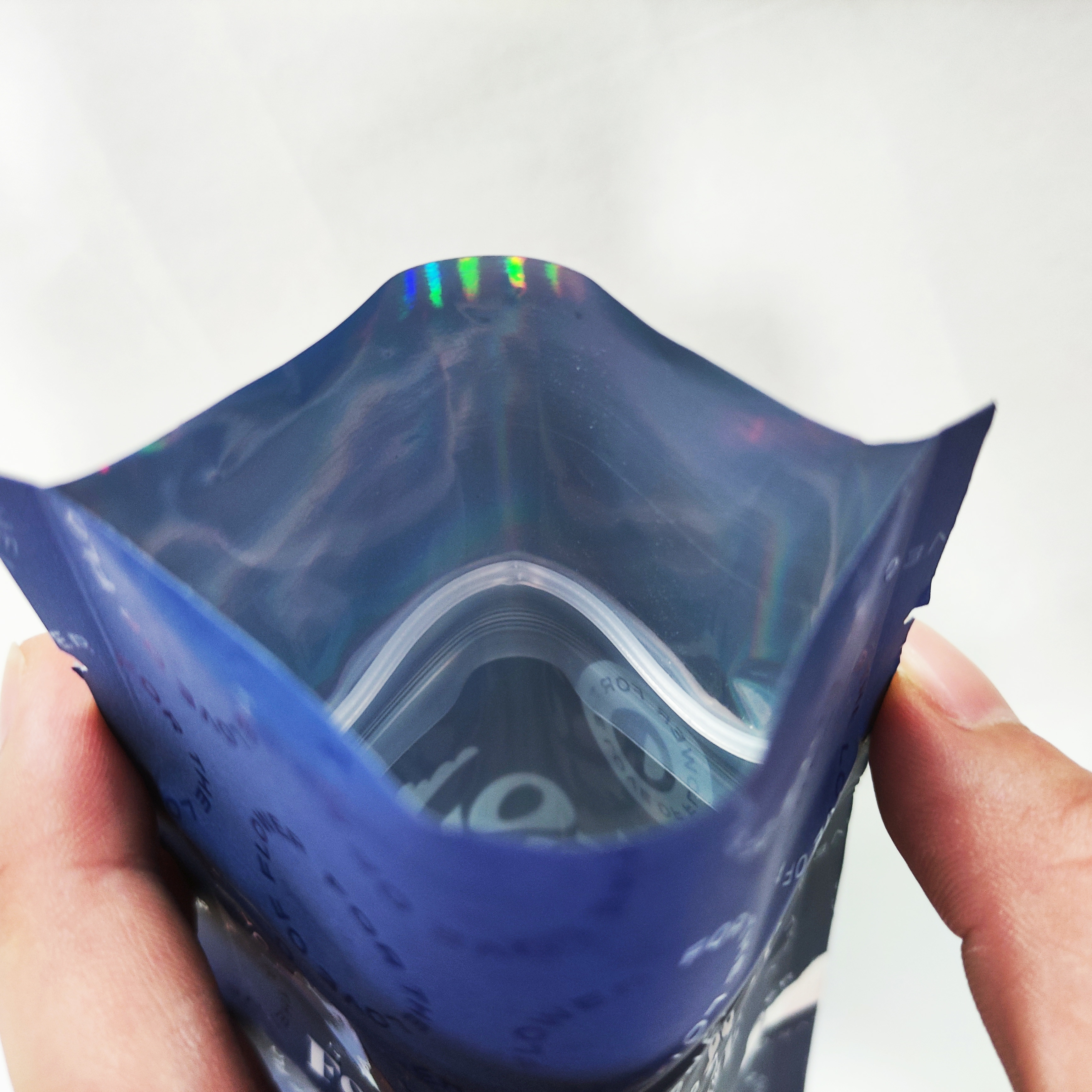 Matte Soft Touch Holographic Plastic Smell Proof 35g Zipper Mylar Bags Stand Up Bag