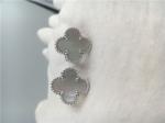 Small Flower Stud Earrings 18K Gold Jewelry With White Mother Of Pearl
