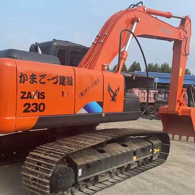 Used Excavator HItachi ZX230 Middle Crawl Excavator 1.0m3 Bucket Capacity