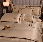 Cozy Gray Hotel Red Wedding Bedding Four-piece Kit with Washed Silk Four Piece