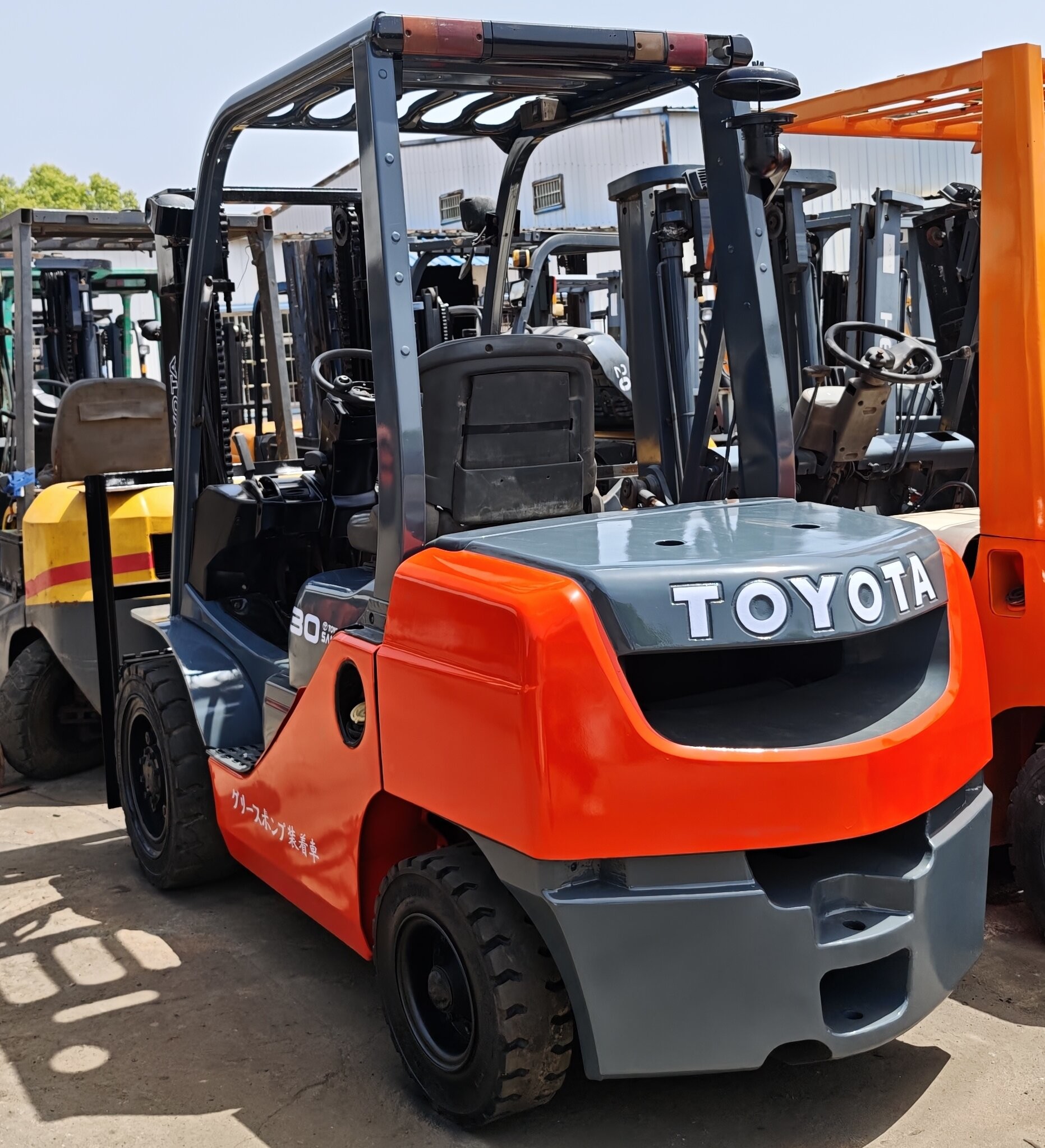 Used Toyota 30 Forklift Three Tons and Three Meters Secondhand Diesel Lifting Machine Toyota