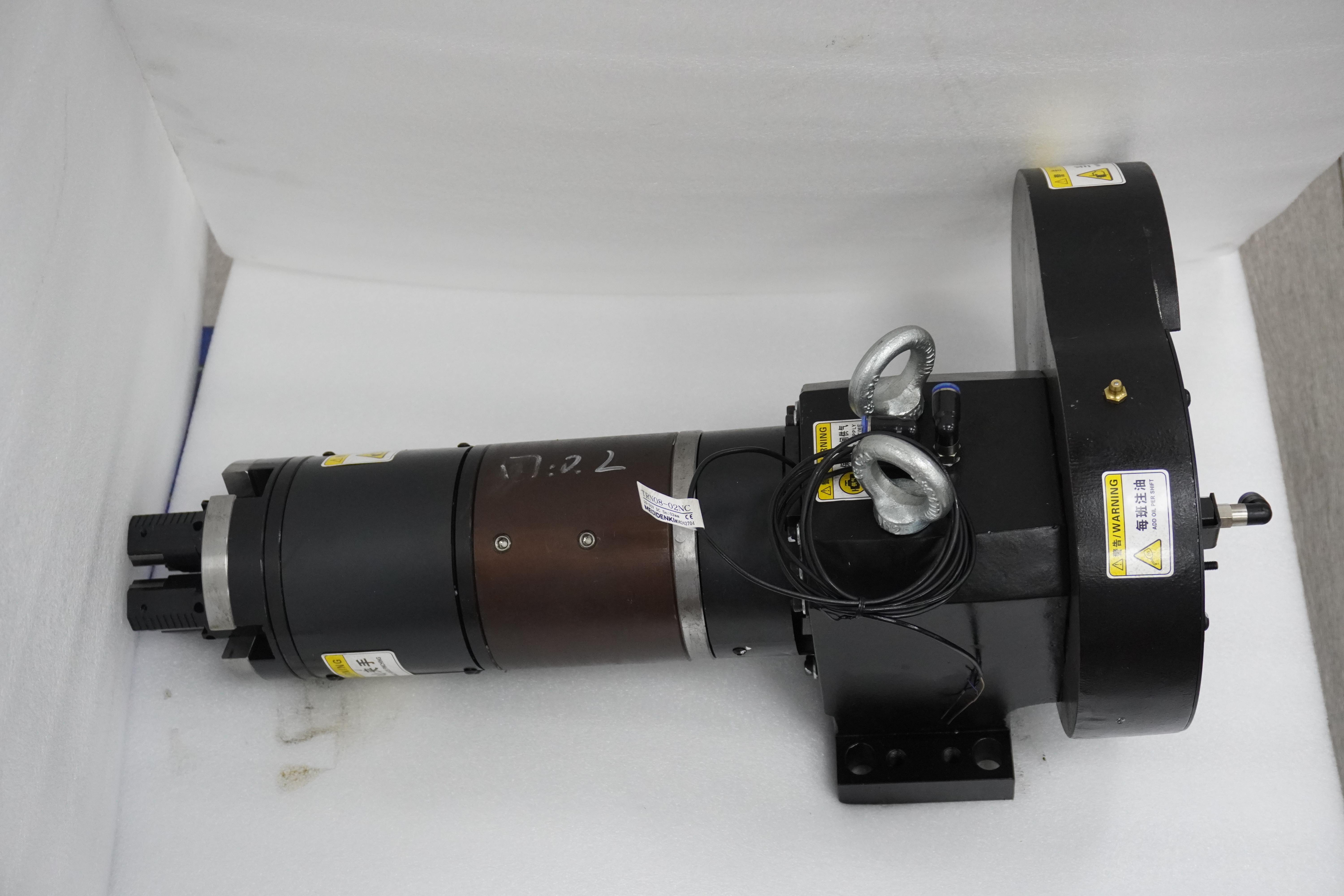 Four-Jaw Double-Action Pneumatic Precision Rotary Feeding Chuck R125s For Metal Processing For Industrial Machinery Laser Cutting Chuck With Wide Clamping Range