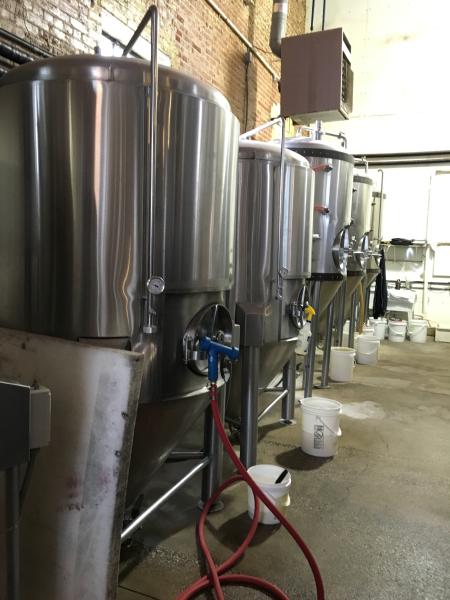 Buy cheap 500L 1000L SS304 Microbrewery Equipment Turnkey Brewpub Systems Vertical Type from wholesalers