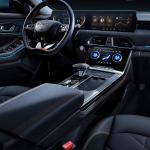 China EXEED Lingyun Vehicles By Chery Max Speed 187km/H With Deluxe Queen'S Seat