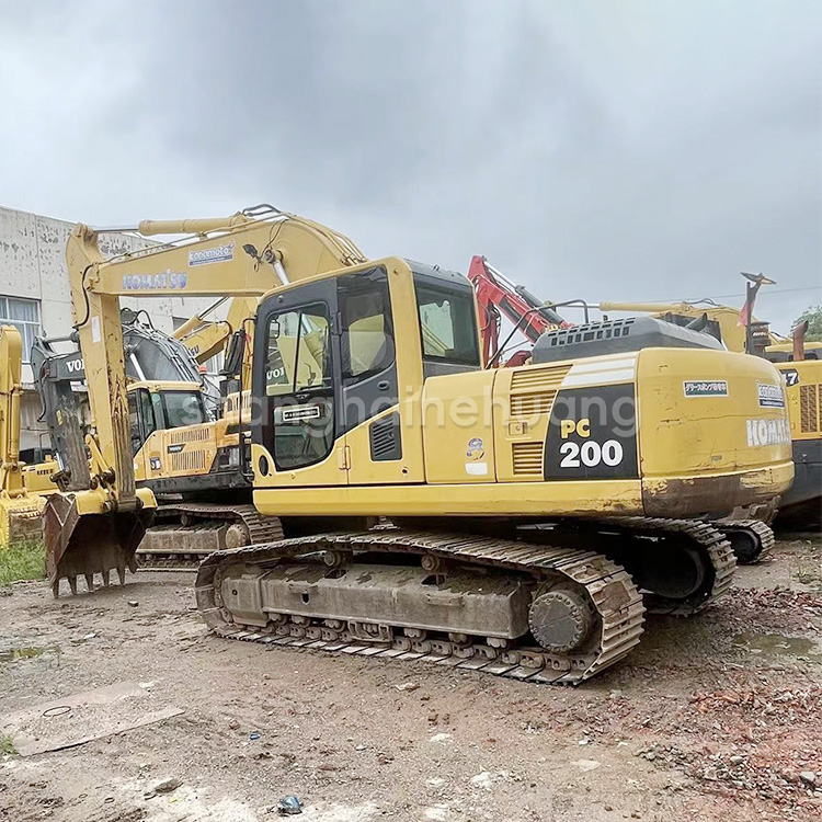 Original Komatsu PC200-8 PC 200 Excavator in Good Condition with Original Hydraulic Valve